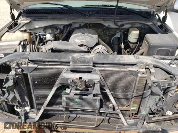 ✅ 2001 Chevrolet Silverado 2500HD LS • VIN: 1GCHK23U11F121495 • Лот: 44270243. Опубликован ранее на Copart с пробегом 218 961 миль. Бесплатный доступ к архиву аукционных продаж из США и подробный отчёт об истории автомобиля на DreamBid. Изображение 11.