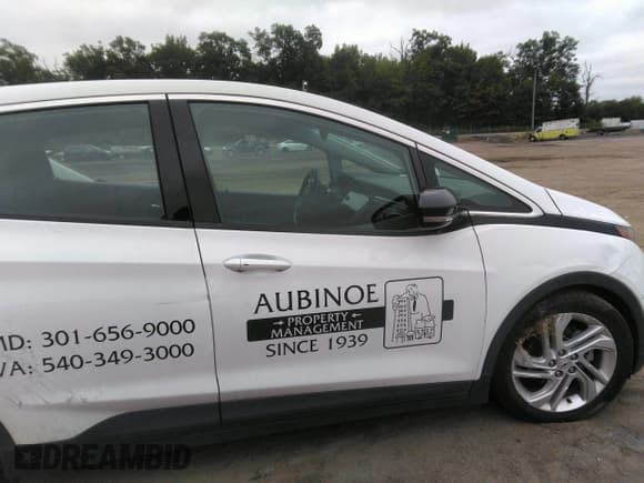 ✅ 2023 Chevrolet Bolt EV 1LT • VIN: 1G1FW6S03P4120721 • Lot: 43049889. Listed on IAAI with 31,128 mi. Free auction sales archive from the USA and detailed vehicle history report at DreamBid. Image 13.