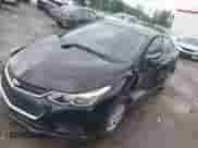 2018 Chevrolet Cruze LS с VIN 1G1BC5SM0J7109511, выставлен на аукционе IAAI как лот 43280547 с пробегом 102 497 миль миль и . История ставок и продаж доступна на DreamBid. Изображение 18.