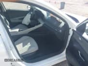 ✅ 2024 Hyundai Elantra Limited • VIN: KMHLP4DG9RU836303 • Лот: 43699266. Опубликован ранее на IAAI с пробегом 35 657 миль. Бесплатный доступ к архиву аукционных продаж из США и подробный отчёт об истории автомобиля на DreamBid. Изображение 5.