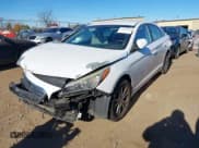 ✅ 2015 Hyundai Sonata SE • VIN: 5NPE24AF5FH233121 • Лот: 43636829. Опубликован ранее на IAAI с пробегом 168 195 миль. Бесплатный доступ к архиву аукционных продаж из США и подробный отчёт об истории автомобиля на DreamBid. Изображение 2.