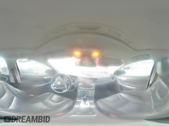 ✅ 2011 Volvo S60 • VIN: YV1902FH7B2014740 • Lot: 81901155. Wystawiony na Copart z przebiegiem 127 597 mil. Bezpłatny archiwum sprzedaży aukcyjnych z USA i szczegółowy raport historii pojazdu na DreamBid. Zdjęcie 14.