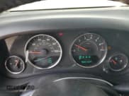 ✅ 2018 Jeep Wrangler Unlimited Rubicon Recon • VIN: 1C4BJWFG2JL873942 • Lot: 58026995. Wystawiony na Copart z przebiegiem 98 542 mil. Bezpłatny archiwum sprzedaży aukcyjnych z USA i szczegółowy raport historii pojazdu na DreamBid. Zdjęcie 9.