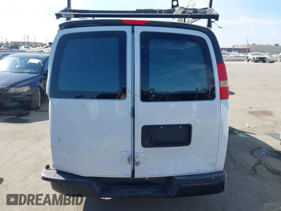 ✅ 2012 Chevrolet Express Cargo • VIN: 1GCSGAFX7C1113909 • Lot: 43248308. Listed on IAAI with 137,013 mi. Free auction sales archive from the USA and detailed vehicle history report at DreamBid. Image 16.