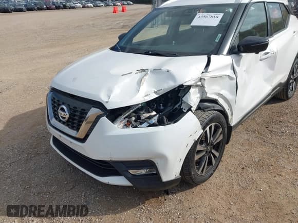 ✅ 2018 Nissan Kicks SV • VIN: 3N1CP5CUXJL513218 • Лот: 43567818. Опубликован ранее на IAAI с пробегом 143 495 миль. Бесплатный доступ к архиву аукционных продаж из США и подробный отчёт об истории автомобиля на DreamBid. Изображение 6.