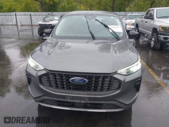 ✅ 2023 Ford Escape • VIN: 1FMCU9FN9PUA80454 • Lot: 43326499. Listed on IAAI with 69,988 mi. Free auction sales archive from the USA and detailed vehicle history report at DreamBid. Image 6.