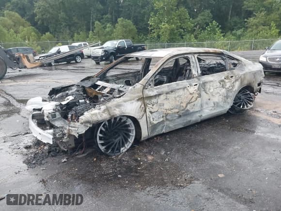 ✅ 2014 Chevrolet Impala LS • VIN: 2G11X5SL1E9286693 • Lot: 43000180. Listed on IAAI with Not provided. Free auction sales archive from the USA and detailed vehicle history report at DreamBid. Image 2.