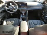 ✅ 2024 Hyundai Elantra Limited • VIN: KMHLP4DGXRU700701 • Lot: 86653435. Wystawiony na Copart z przebiegiem 30 722 mil. Bezpłatny archiwum sprzedaży aukcyjnych z USA i szczegółowy raport historii pojazdu na DreamBid. Zdjęcie 8.