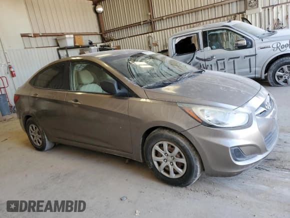 ✅ 2014 Hyundai Accent GLS • VIN: KMHCT4AE4EU644005 • Лот: 76175744. Опубликован ранее на Copart с пробегом 115 851 миль. Бесплатный доступ к архиву аукционных продаж из США и подробный отчёт об истории автомобиля на DreamBid. Изображение 4.