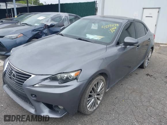 ✅ 2014 Lexus IS 250 • VIN: JTHCF1D28E5009244 • Lot: 42331138. Listed on IAAI with 137,093 mi. Free auction sales archive from the USA and detailed vehicle history report at DreamBid. Image 18.