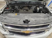 ✅ 2018 Chevrolet Suburban LT • VIN: 1GNSKHKC6JR184115 • Lot: 86071935. Wystawiony na Copart z przebiegiem 151 207 mil. Bezpłatny archiwum sprzedaży aukcyjnych z USA i szczegółowy raport historii pojazdu na DreamBid. Zdjęcie 12.