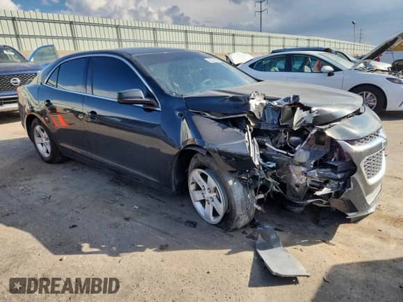 2015 Chevrolet Malibu LS z VIN 1G11B5SL9FF285640, wystawiony jako Copart lot #82276285 z przebiegiem 137 727 mil mil oraz Szkoda całkowita • Salvage title. Historia ofert i sprzedaży dostępna na DreamBid. Obrazek 4.