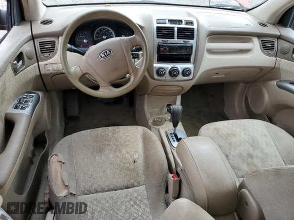 ✅ 2007 Kia Sportage LX • VIN: KNDJE723677451053 • Lot: 68938095. Wystawiony na Copart z przebiegiem 150 356 mil. Bezpłatny archiwum sprzedaży aukcyjnych z USA i szczegółowy raport historii pojazdu na DreamBid. Zdjęcie 8.