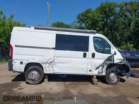 ✅ 2016 Ram ProMaster Cargo • VIN: 3C6TRVAGXGE132994 • Lot: 42539575. Wystawiony na IAAI z przebiegiem 137 233 mil. Bezpłatny archiwum sprzedaży aukcyjnych z USA i szczegółowy raport historii pojazdu na DreamBid. Zdjęcie 14.