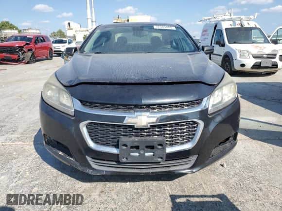 ✅ 2015 Chevrolet Malibu LS • VIN: 1G11B5SL9FF290028 • Lot: 72345464. Wystawiony na Copart z przebiegiem 170 075 mil mil. Skorzystaj z bezpłatnego archiwum sprzedaży aukcyjnych z USA i zobacz szczegółowy raport historii pojazdu na DreamBid. Zdjęcie 5.
