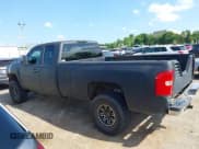 ✅ 2008 Chevrolet Silverado 2500HD 1LT • VIN: 1GCHK29KX8E163363 • Lot: 42540648. Wystawiony na IAAI z przebiegiem 242 555 mil. Bezpłatny archiwum sprzedaży aukcyjnych z USA i szczegółowy raport historii pojazdu na DreamBid. Zdjęcie 15.
