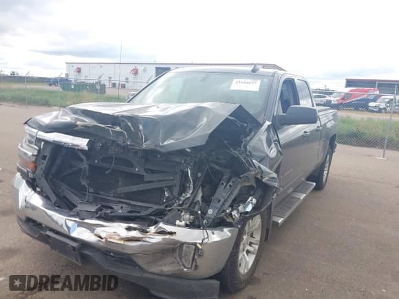 ✅ 2019 Chevrolet Silverado 1500 LT • VIN: 2GCVKPEC3K1130955 • Lot: 43162627. Wystawiony na IAAI z przebiegiem 147 747 mil. Bezpłatny archiwum sprzedaży aukcyjnych z USA i szczegółowy raport historii pojazdu na DreamBid. Zdjęcie 6.