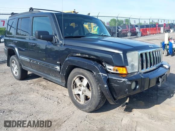 ✅ 2010 Jeep Commander Sport • VIN: 1J4RG4GK2AC118126 • Lot: 42345486. Listed on IAAI with 154,376 mi. Free auction sales archive from the USA and detailed vehicle history report at DreamBid. Image 1.