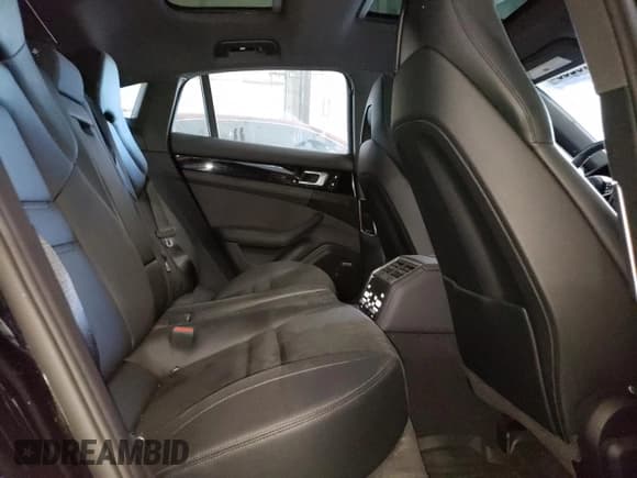 ✅ 2018 Porsche Panamera 4S • VIN: WP0AB2A70JL199167 • Lot: 58713233. Listed on Copart with 16,241 mi. Free auction sales archive from the USA and detailed vehicle history report at DreamBid. Image 10.