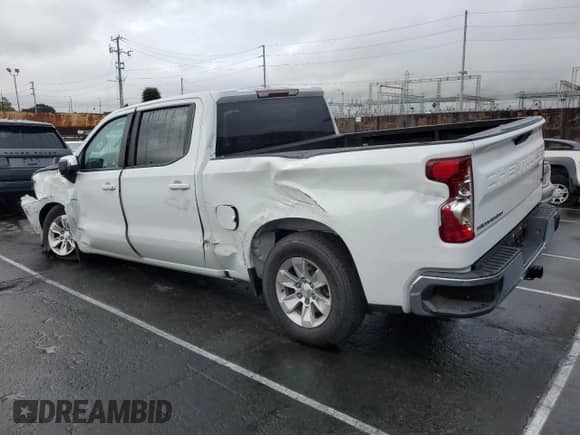 2021 Chevrolet Silverado 1500 LT z VIN 3GCPWCEK2MG413225, wystawiony jako Copart lot #43422685 z przebiegiem 30 544 mil mil oraz Szkoda całkowita • Salvage title. Historia ofert i sprzedaży dostępna na DreamBid. Obrazek 2.