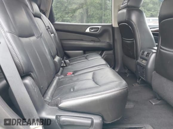 ✅ 2014 Nissan Pathfinder Platinum • VIN: 5N1AR2MM1EC617461 • Lot: 42738410. Wystawiony na IAAI z przebiegiem 173 236 mil. Bezpłatny archiwum sprzedaży aukcyjnych z USA i szczegółowy raport historii pojazdu na DreamBid. Zdjęcie 8.