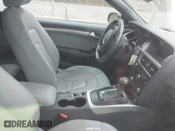 ✅ 2013 Audi A5 Premium • VIN: WAUCFAFHXDN008031 • Лот: 37990333. Опубликован ранее на IAAI с пробегом 94 098 миль. Бесплатный доступ к архиву аукционных продаж из США и подробный отчёт об истории автомобиля на DreamBid. Изображение 5.