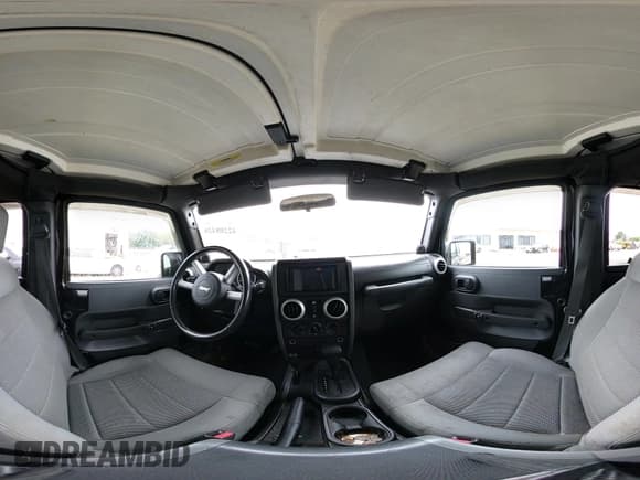 ✅ 2008 Jeep Wrangler Unlimited Sahara • VIN: 1J4GA59168L608758 • Lot: 42208426. Listed on IAAI with 212,132 mi. Free auction sales archive from the USA and detailed vehicle history report at DreamBid. Image 18.