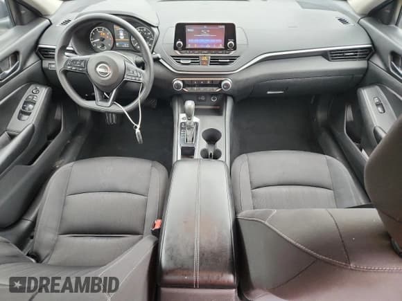 ✅ 2024 Nissan Altima S • VIN: 1N4BL4BV0RN372234 • Lot: 69231595. Wystawiony na Copart z przebiegiem 47 175 mil. Bezpłatny archiwum sprzedaży aukcyjnych z USA i szczegółowy raport historii pojazdu na DreamBid. Zdjęcie 8.