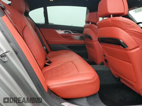 ✅ 2022 BMW 7 Series 750i xDrive • VIN: WBA7U2C09NCH79303 • Lot: 58514325. Listed on Copart with 69,692 mi. Free auction sales archive from the USA and detailed vehicle history report at DreamBid. Image 10.