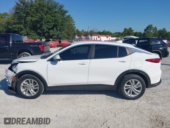 ✅ 2025 Buick Envista Preferred • VIN: KL47LAEP9SB061687 • Lot: 43138243. Wystawiony na IAAI z przebiegiem 25 756 mil. Bezpłatny archiwum sprzedaży aukcyjnych z USA i szczegółowy raport historii pojazdu na DreamBid. Zdjęcie 14.