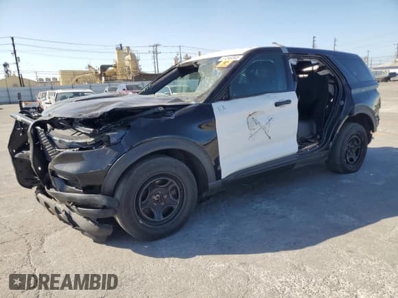 ✅ 2020 Ford Police Interceptor Utility • VIN: 1FM5K8AB9LGC51380 • Лот: 57240345. Опубликован ранее на Copart с пробегом 39 627 миль. Бесплатный доступ к архиву аукционных продаж из США и подробный отчёт об истории автомобиля на DreamBid. Изображение 1.