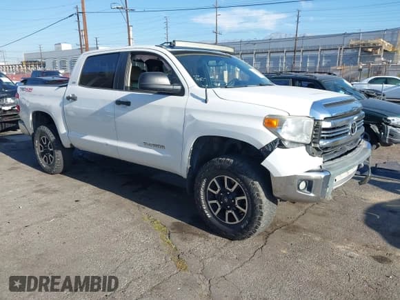 ✅ 2014 Toyota Tundra SR5 • VIN: 5TFDM5F13EX053244 • Lot: 41998804. Listed on IAAI with 288,414 mi. Free auction sales archive from the USA and detailed vehicle history report at DreamBid. Image 1.