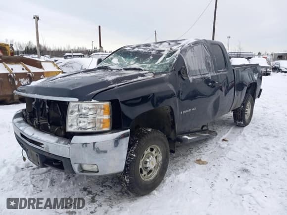 ✅ 2007 Chevrolet Silverado 2500HD 2LT • VIN: 1GCHK29667E600048 • Лот: 77536604. Опубликован ранее на Copart с пробегом Не указан. Бесплатный доступ к архиву аукционных продаж из США и подробный отчёт об истории автомобиля на DreamBid. Изображение 1.