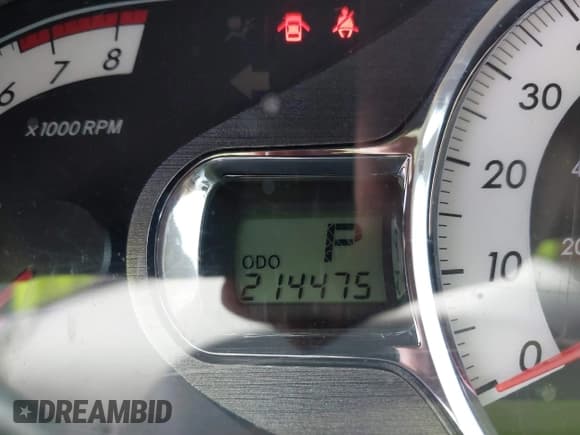 ✅ 2014 Toyota Sienna SE • VIN: 5TDXK3DC7ES487541 • Lot: 42998929. Listed on IAAI with 214,475 mi. Free auction sales archive from the USA and detailed vehicle history report at DreamBid. Image 16.