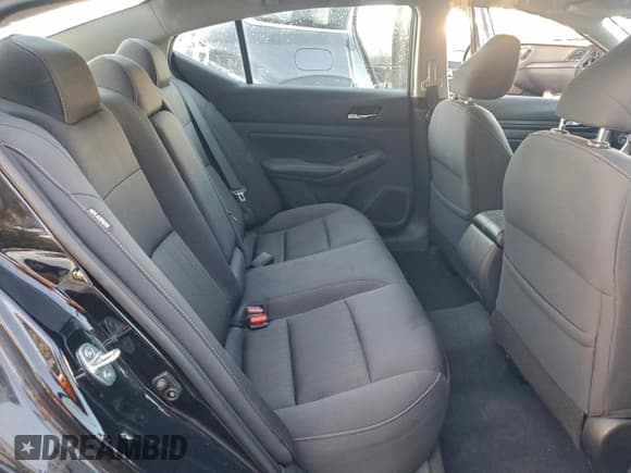 ✅ 2021 Nissan Altima SV • VIN: 1N4BL4DV8MN390048 • Lot: 94579525. Listed on Copart with 68,884 mi. Free auction sales archive from the USA and detailed vehicle history report at DreamBid. Image 10.