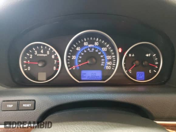 2008 Hyundai Veracruz GLS с VIN KM8NU13C28U074641, выставлен на аукционе Copart как лот 47037765 с пробегом 158 800 миль миль и Чистый • Clean title. История ставок и продаж доступна на DreamBid. Изображение 9.