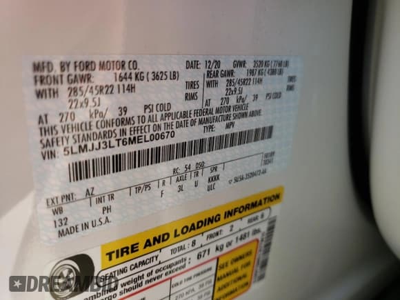 ✅ 2021 Lincoln Navigator Reserve • VIN: 5LMJJ3LT6MEL00670 • Lot: 37764053. Wystawiony na Copart z przebiegiem 18 324 mil. Bezpłatny archiwum sprzedaży aukcyjnych z USA i szczegółowy raport historii pojazdu na DreamBid. Zdjęcie 12.