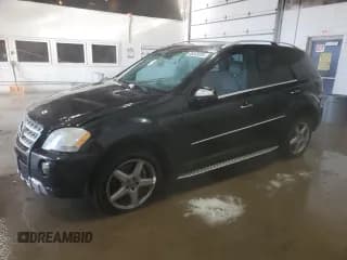 ✅ 2009 Mercedes-Benz M 550 • VIN: 4JGBB72E59A478079 • Лот: 88549205. Опубликован ранее на Copart с пробегом 164 597 миль. Бесплатный доступ к архиву аукционных продаж из США и подробный отчёт об истории автомобиля на DreamBid. Изображение 1.