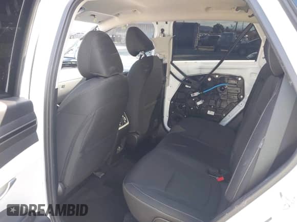 2024 Hyundai Tucson SEL with VIN 5NMJBCDE0RH322706, listed as a IAAI auction lot 43450594 with 47,508 mi miles and . Bid and sale history available at DreamBid. Image 8.