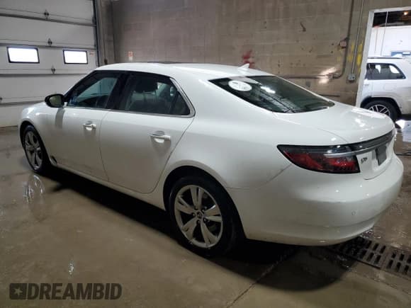 ✅ 2011 Saab 9-5 Turbo4 • VIN: YS3GN4AR9B4002001 • Лот: 43450355. Опубликован ранее на Copart с пробегом 138 664 миль. Бесплатный доступ к архиву аукционных продаж из США и подробный отчёт об истории автомобиля на DreamBid. Изображение 2.