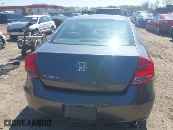 ✅ 2012 Honda Accord LX-S • VIN: 1HGCS1A36CA023403 • Lot: 41976867. Listed on IAAI with 92,080 mi. Free auction sales archive from the USA and detailed vehicle history report at DreamBid. Image 16.