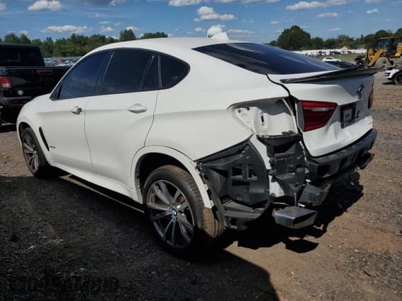 ✅ 2018 BMW X6 sDrive35i • VIN: 5UXKU0C53J0G69452 • Лот: 69289755. Опубликован ранее на Copart с пробегом 130 004 миль. Бесплатный доступ к архиву аукционных продаж из США и подробный отчёт об истории автомобиля на DreamBid. Изображение 2.