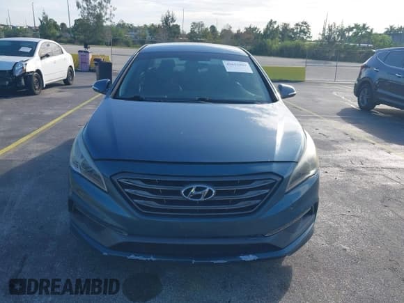 ✅ 2015 Hyundai Sonata Limited • VIN: 5NPE34AF7FH179687 • Лот: 43652809. Опубликован ранее на IAAI с пробегом 124 947 миль. Бесплатный доступ к архиву аукционных продаж из США и подробный отчёт об истории автомобиля на DreamBid. Изображение 12.