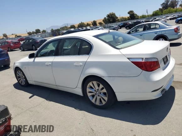 ✅ 2004 BMW 5 Series 545i • VIN: WBANB33554B111479 • Лот: 60482655. Опубликован ранее на Copart с пробегом 52 736 миль. Бесплатный доступ к архиву аукционных продаж из США и подробный отчёт об истории автомобиля на DreamBid. Изображение 2.