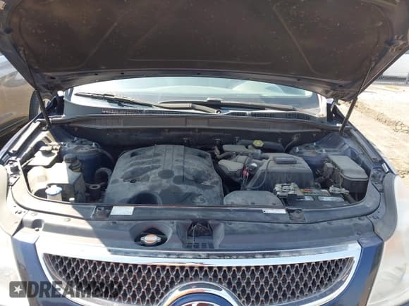 ✅ 2008 Hyundai Veracruz GLS • VIN: KM8NU73C58U045511 • Lot: 42971949. Listed on IAAI with 146,048 mi. Free auction sales archive from the USA and detailed vehicle history report at DreamBid. Image 10.