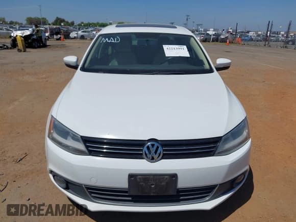 ✅ 2014 Volkswagen Jetta TDI • VIN: 3VWLL7AJ0EM398882 • Lot: 42213991. Listed on IAAI with 139,525 mi. Free auction sales archive from the USA and detailed vehicle history report at DreamBid. Image 6.