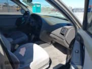 ✅ 2006 Hyundai Elantra GLS • VIN: KMHDN46D16U373646 • Lot: 41774138. Wystawiony na IAAI z przebiegiem 189 174 mil. Bezpłatny archiwum sprzedaży aukcyjnych z USA i szczegółowy raport historii pojazdu na DreamBid. Zdjęcie 5.