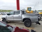 ✅ 2021 Toyota Tacoma SR5 • VIN: 5TFAZ5CN6MX114368 • Lot: 43398889. Wystawiony na IAAI z przebiegiem 46 795 mil. Bezpłatny archiwum sprzedaży aukcyjnych z USA i szczegółowy raport historii pojazdu na DreamBid. Zdjęcie 15.