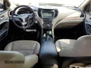 ✅ 2018 Hyundai Santa Fe 2.4L • VIN: 5NMZUDLB2JH059259 • Лот: 46197954. Опубликован ранее на Copart с пробегом 89 938 миль. Бесплатный доступ к архиву аукционных продаж из США и подробный отчёт об истории автомобиля на DreamBid. Изображение 8.