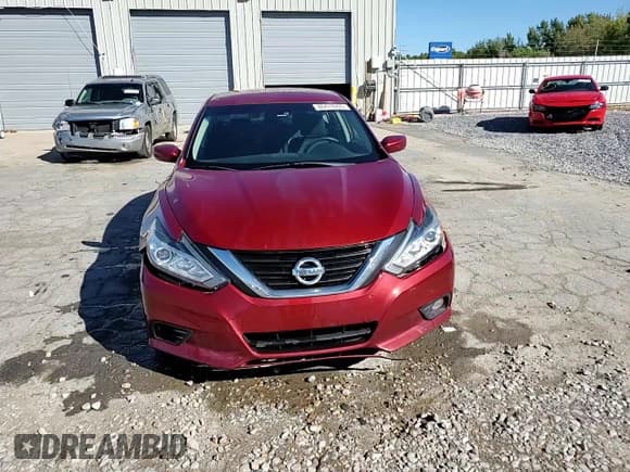 ✅ 2017 Nissan Altima SV • VIN: 1N4AL3AP6HC198415 • Lot: 86474005. Listed on Copart with 182,954 mi. Free auction sales archive from the USA and detailed vehicle history report at DreamBid. Image 13.